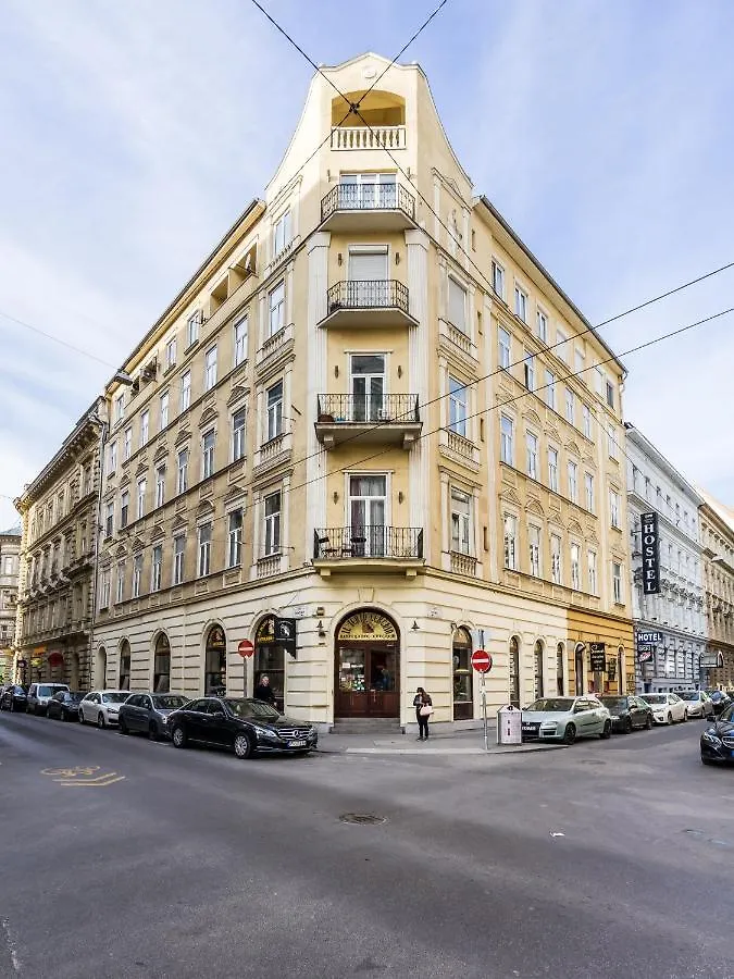 Central Premier Apartment Budapest